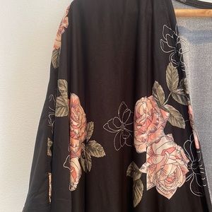 Short Kimono- Floral Pink/Black
